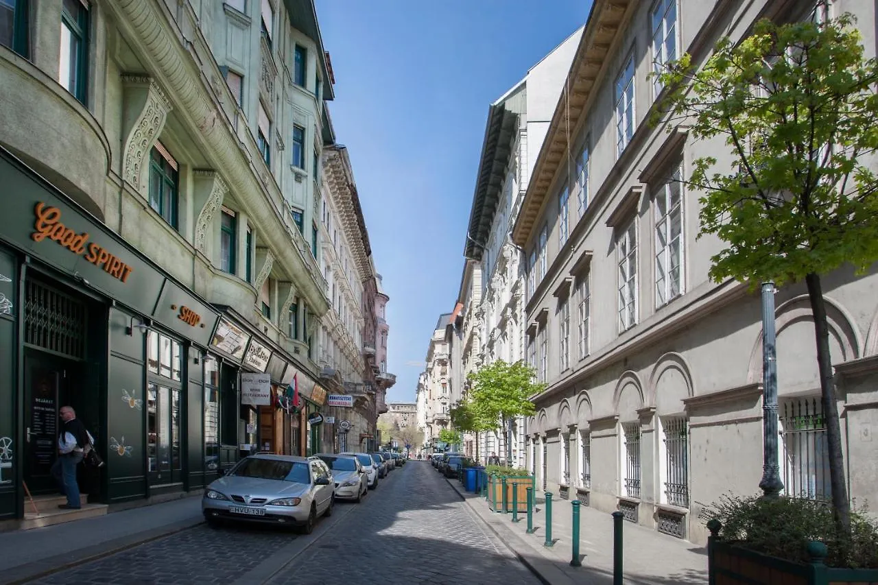 Dominique Apartment Будапешт